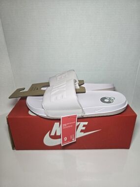 Nike Wmns Offcourt Slide Size 9 New